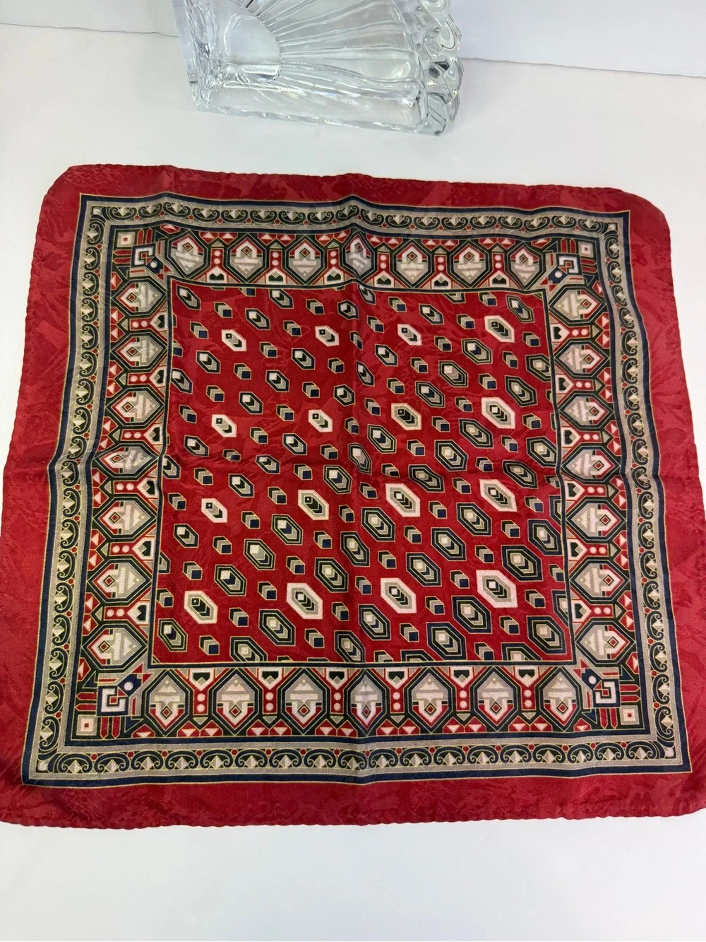 ❤️ Vintage Crimson Geometric Pocket Gentleman Handkerchief Square 12” x 12” ❤️